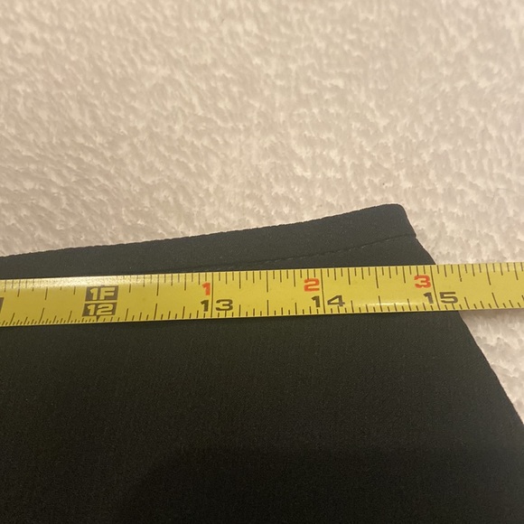 APOSTROPHE Size 10 Black Skirt Lace Accents - Picture 3 of 7